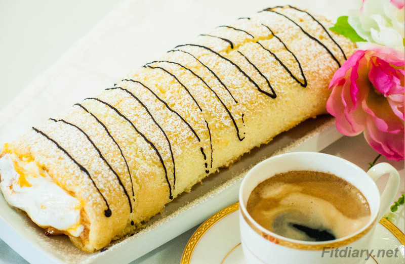 Apricot Cake Roll - gluten free low calorie dessert for weight loss dieters