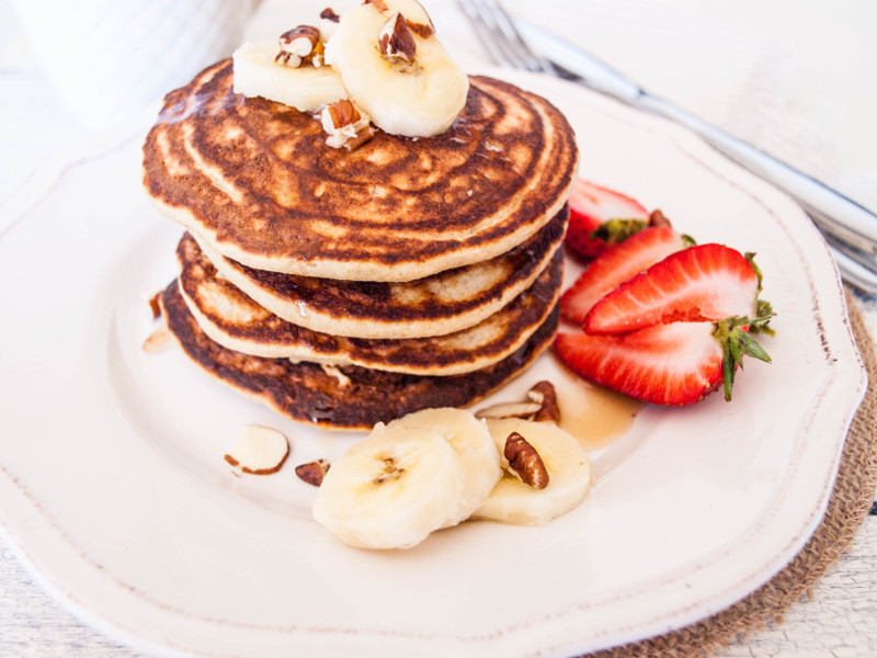 Banana oatmeal pancakes – healthy, sugar-free weekend breakfast