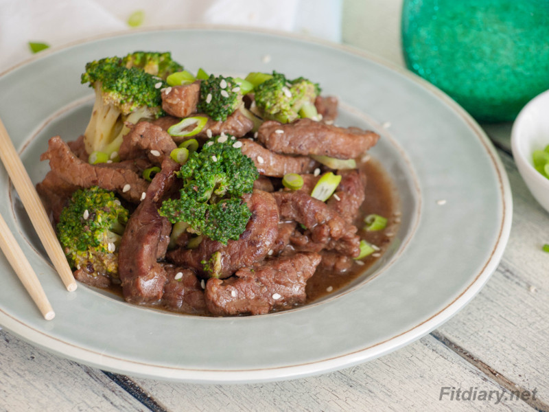 Healthy Beef and Broccoli – perfect easy to make dinner