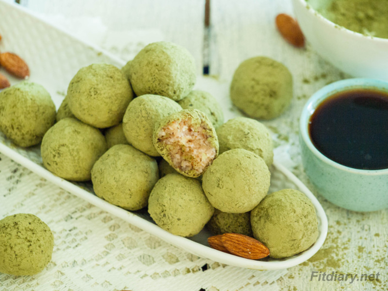 No Bake Matcha Green Tea, Coconut & Almonds Balls – delicious and beneficial snack