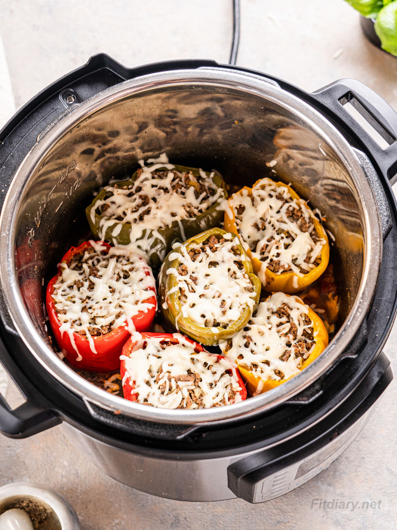 Stuffed Bell Peppers – 30-min Instant Pot Recipe